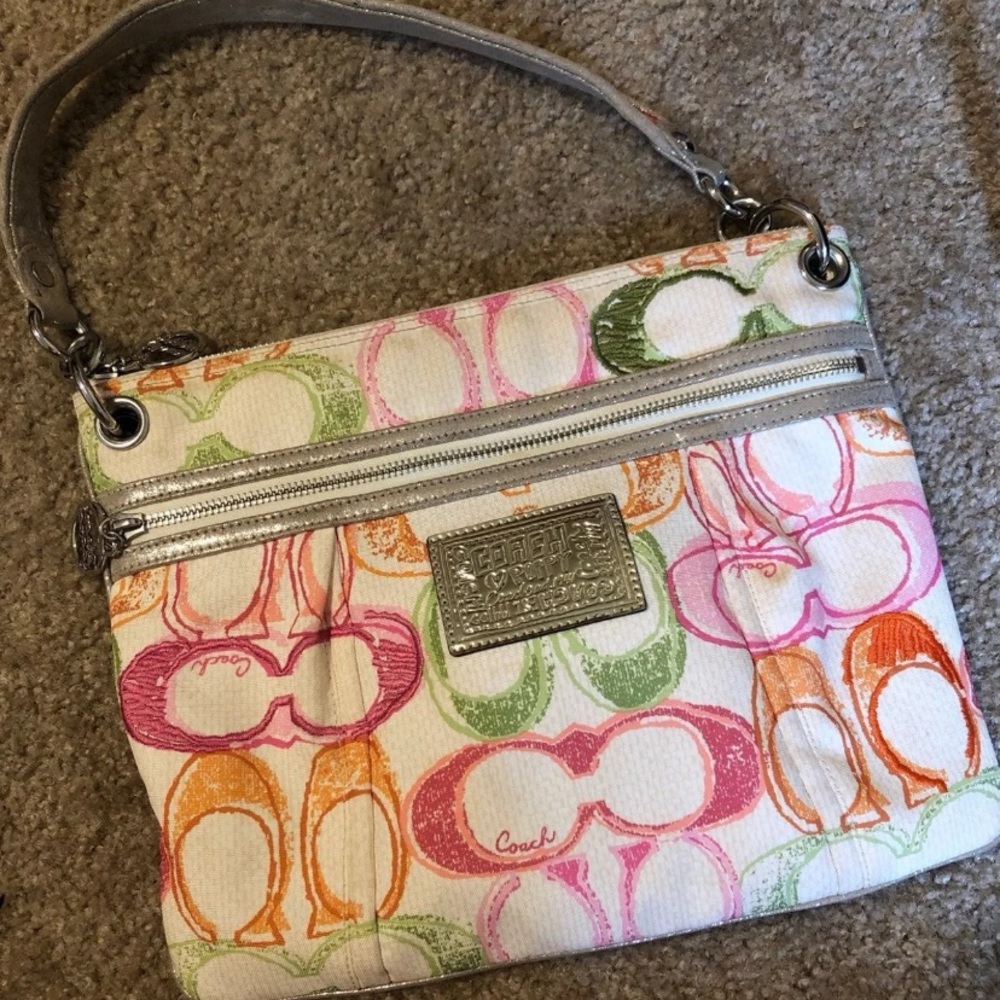Coach poppy purse